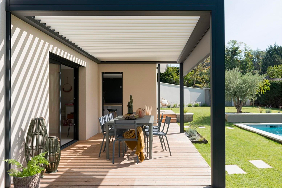 Comment bien choisir sa pergola bioclimatique